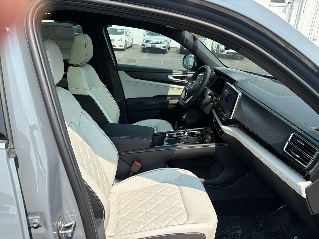 2026 Volkswagen Atlas Cross Sport SEL Premium R-LINE - Photo 19