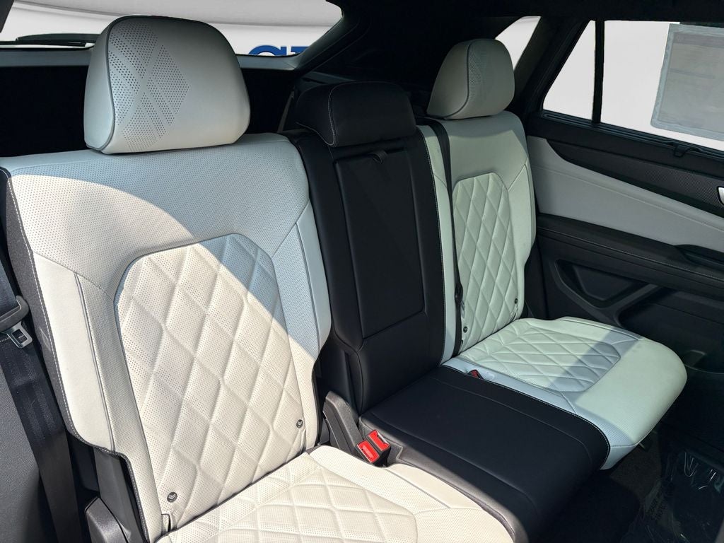 2026 Volkswagen Atlas Cross Sport SEL Premium R-LINE - Photo 20