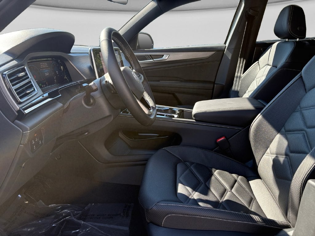 2026 Volkswagen Atlas Cross Sport SE w/Technology