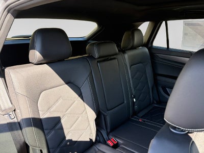 2026 Volkswagen Atlas Cross Sport SE w/Technology