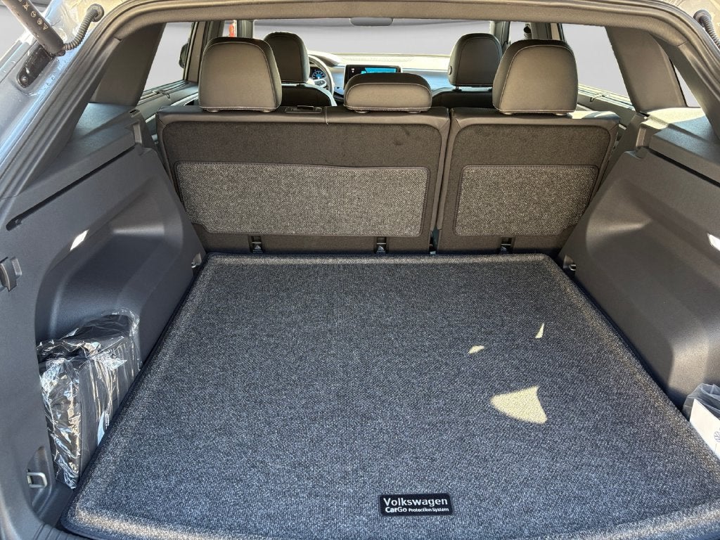 2026 Volkswagen Atlas Cross Sport SE w/Technology