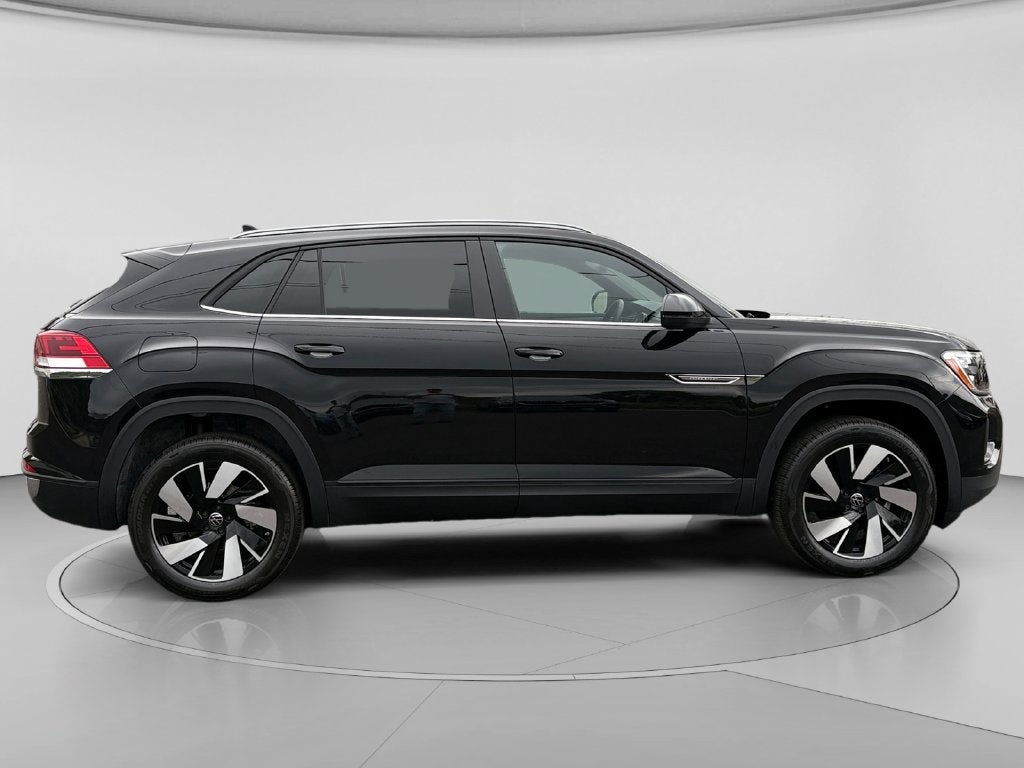 2026 Volkswagen Atlas Cross Sport SE w/Technology