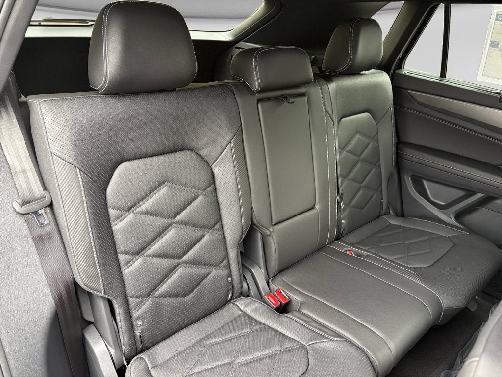 2026 Volkswagen Atlas Cross Sport SE w/Technology