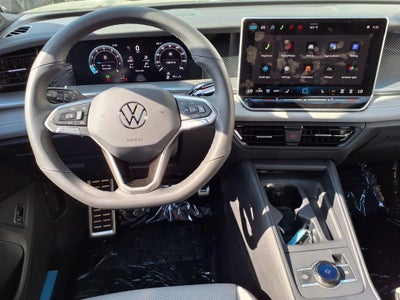 2026 Volkswagen Tiguan 2.0T SE R-Line Black