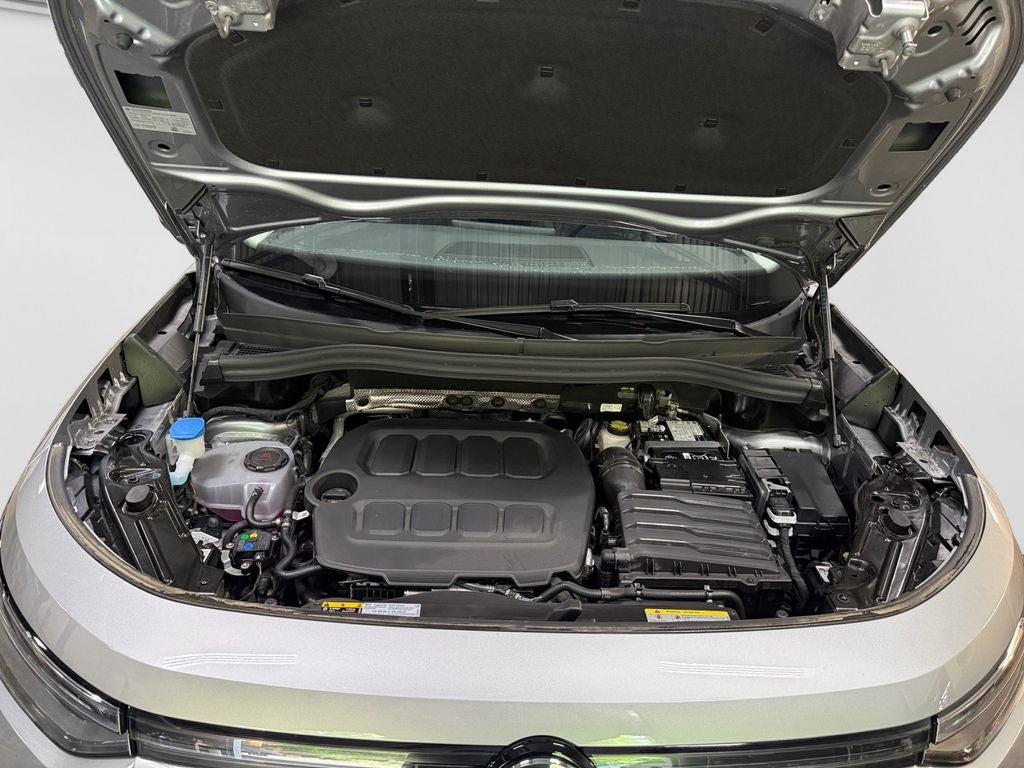 2025 Volkswagen Tiguan SE - Photo 15