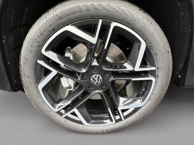 2026 Volkswagen Tiguan 2.0T SEL R-Line Turbo