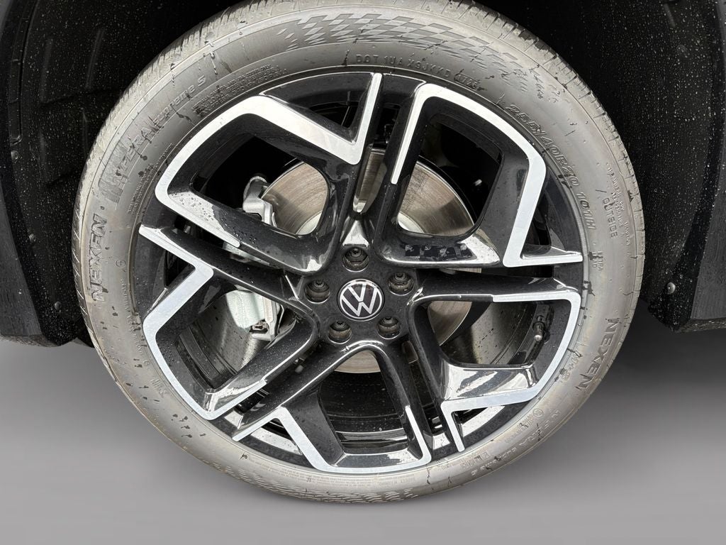 2026 Volkswagen Tiguan 2.0T SEL R-Line Turbo