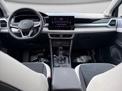 2027 Volkswagen Taos 1.5T SE