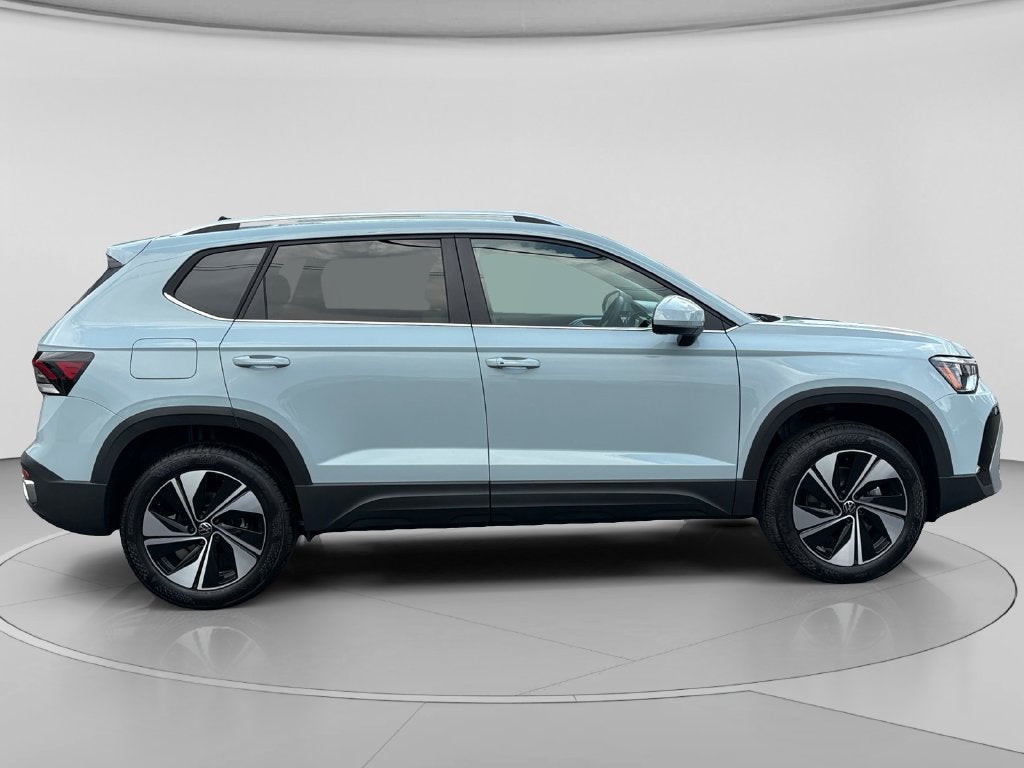 2027 Volkswagen Taos 1.5T SE