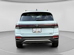 2027 Volkswagen Taos 1.5T SE